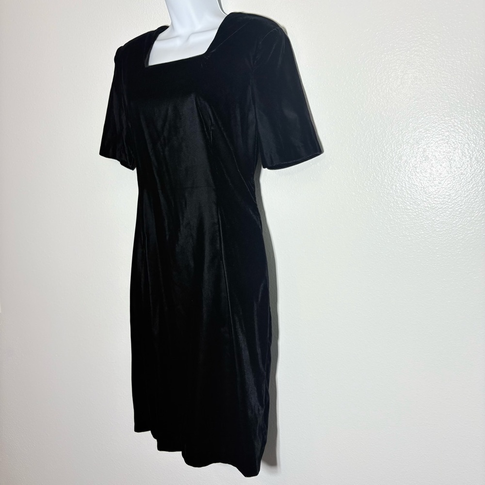 Vintage Miss Dorby Velvet LBD Midi Knee Length Shoulder Pads Sz10 Classic Party